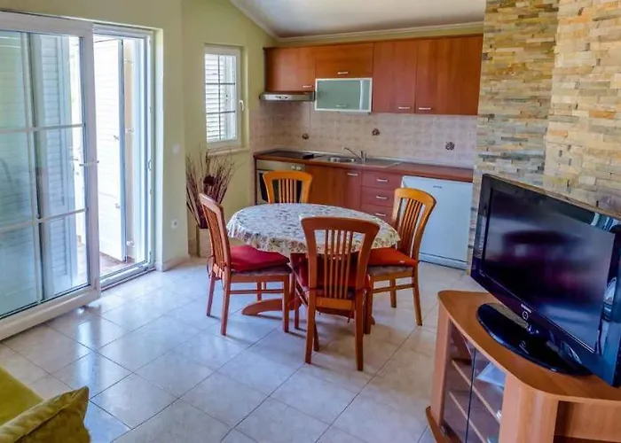 Apartment 23 *