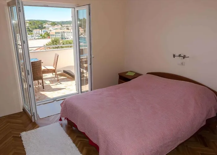 23 Apartment *