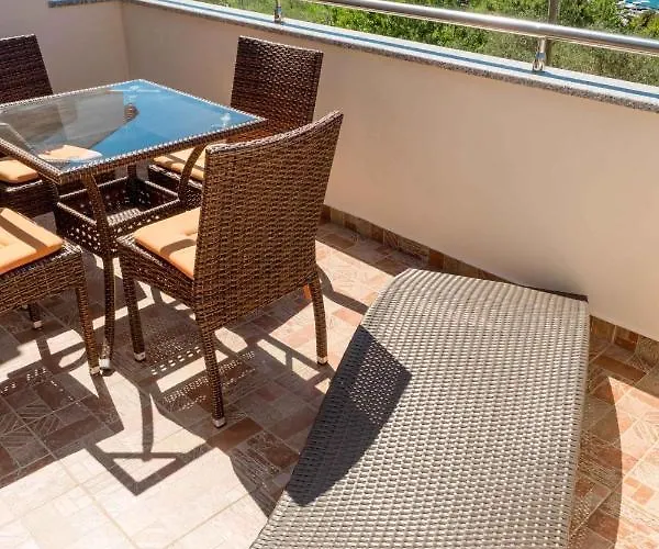 Apartment 23 Banjol